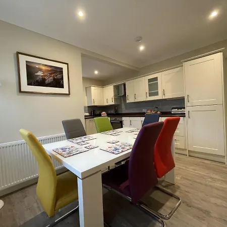 Three Peaks 펜션 *